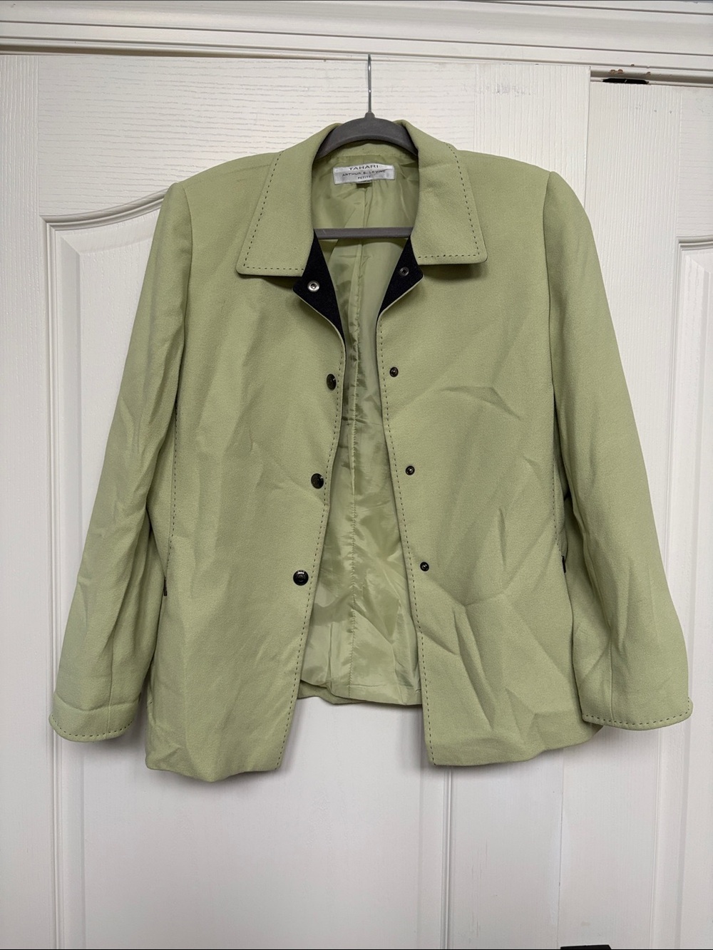 Tahari Light Green Women's Snap-Front Blazer with Black Collar Accent